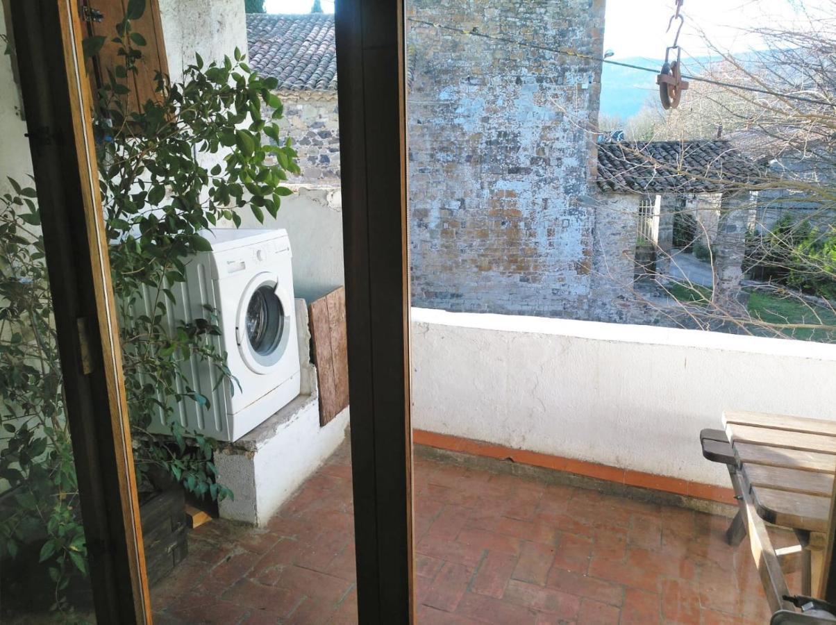 Ca La Iaia Veva Apartment Sant Joan les Fonts Exterior photo